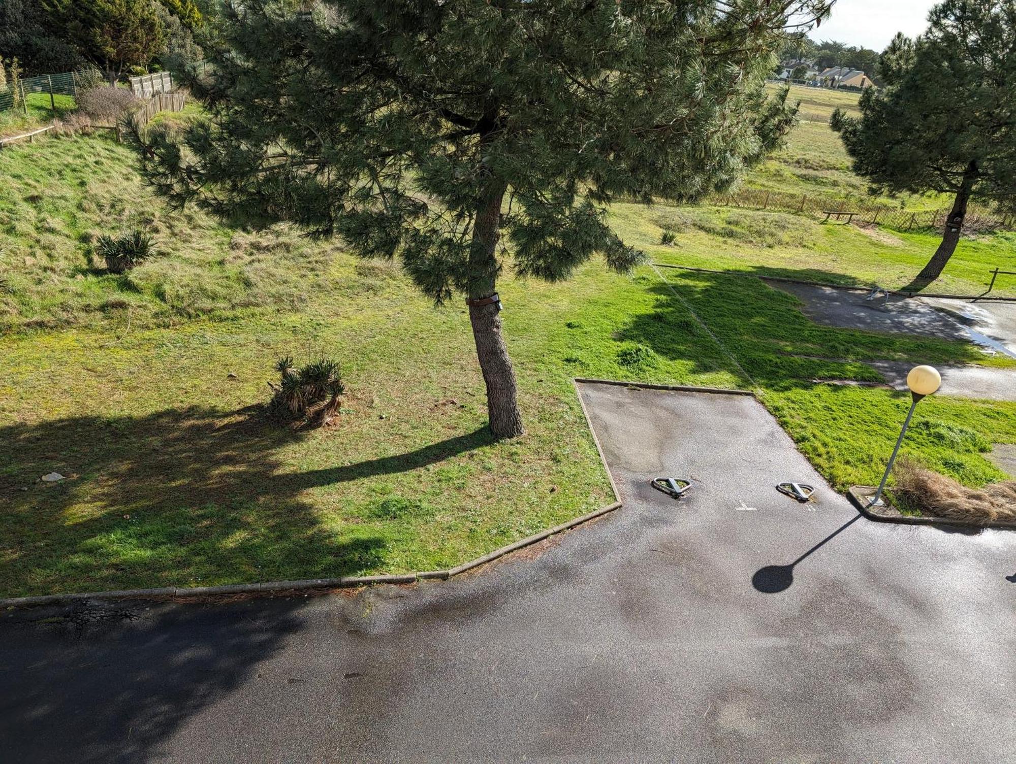 A 300m - 4 Personnes - Parking Prive Apartment *